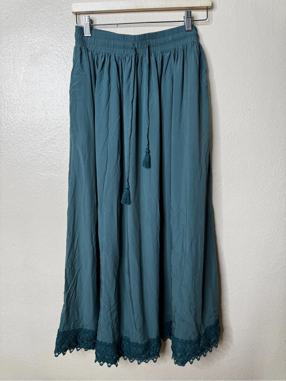 Scarlet Darkness Skirt Women’s M Teal Boho Maxi Lace Hem Cottagecore - Picture 1 of 9